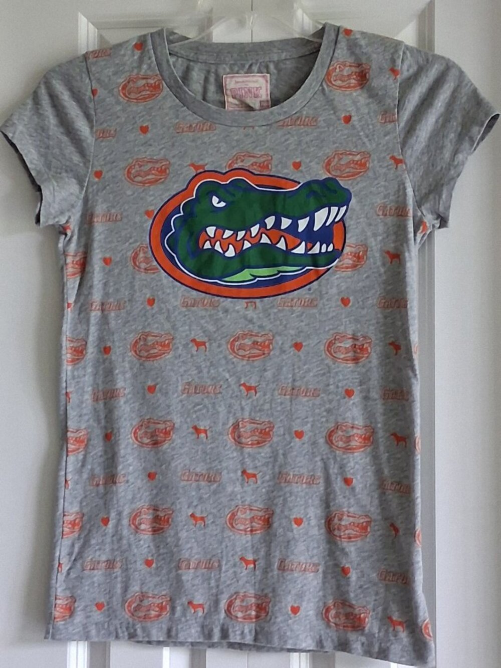 V.S. PINK Univ of FL Gators Gray Short Sleeve Football Tee Women's Size L